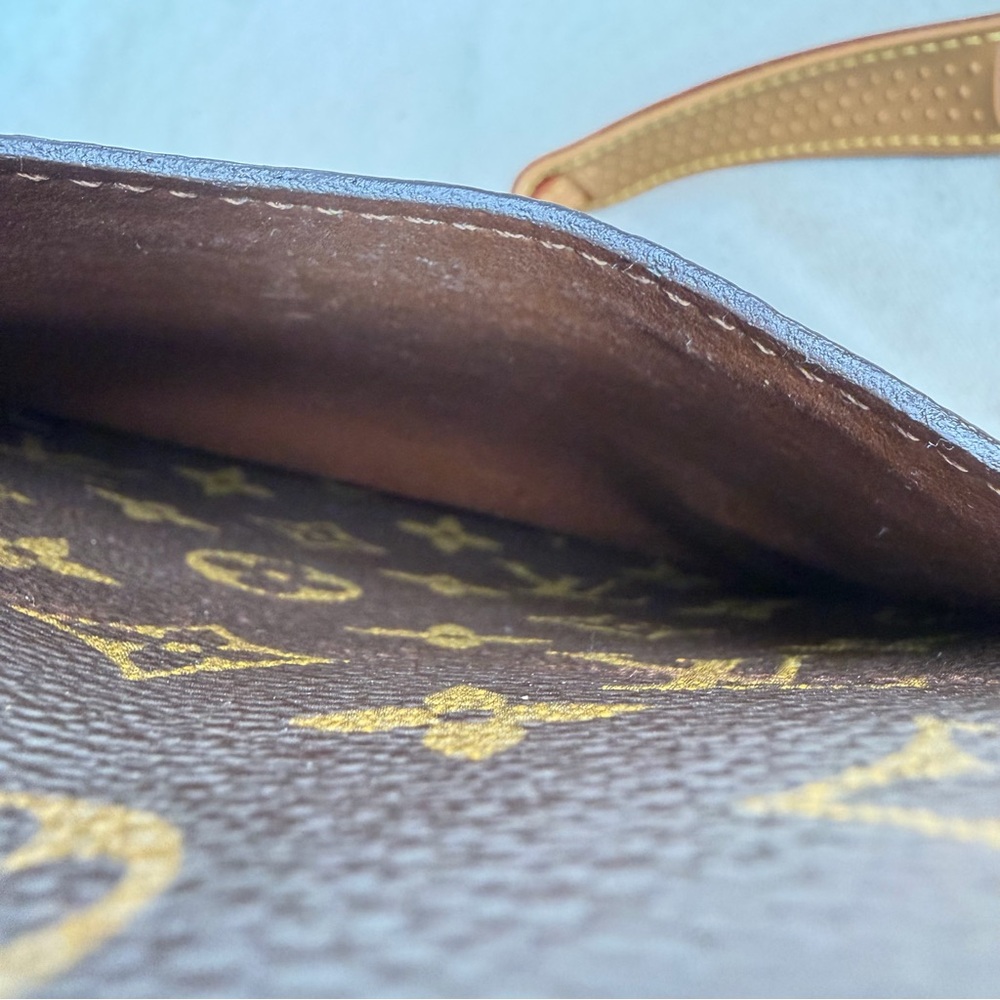 Louis Vuitton Monogram Saint Cloud PM Crossbody Bag Leather Strap - Picture 13 of 17